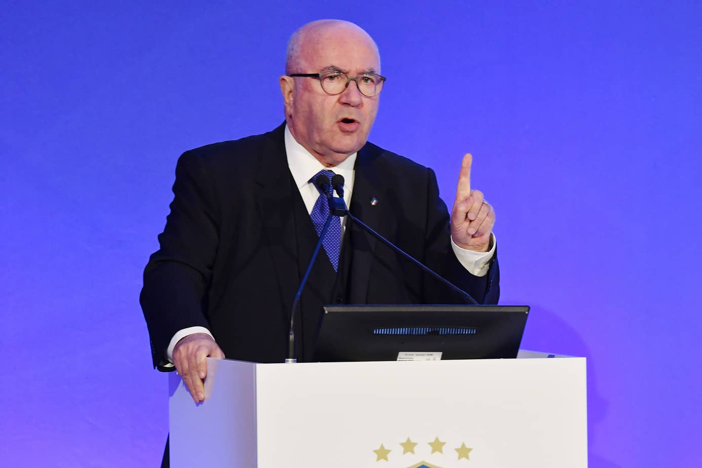 Tavecchio: ‘Lo spogliatoio non volle Balotelli’
