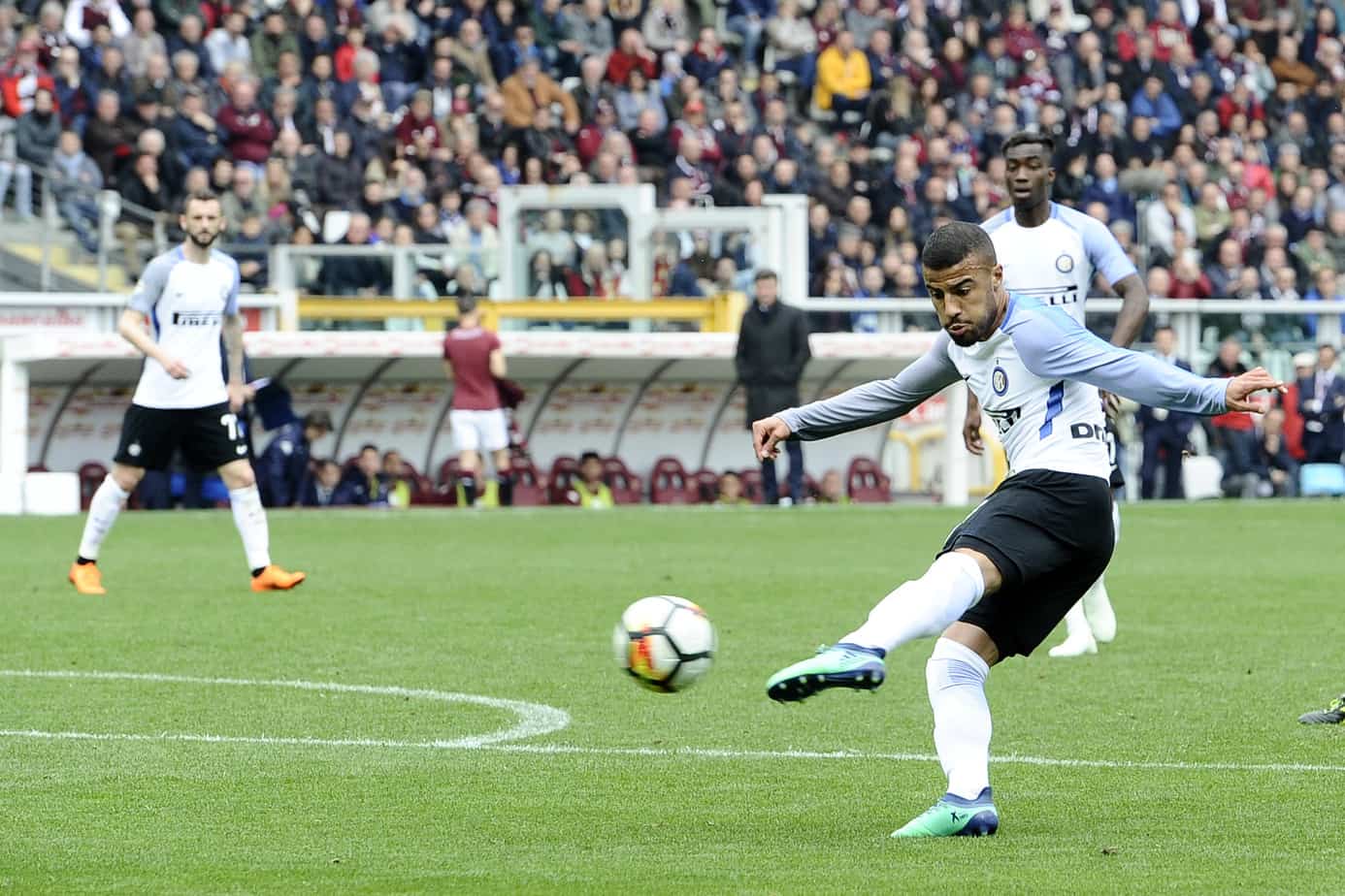 Inter, Rafinha si complica: il Barcellona punta su di lui