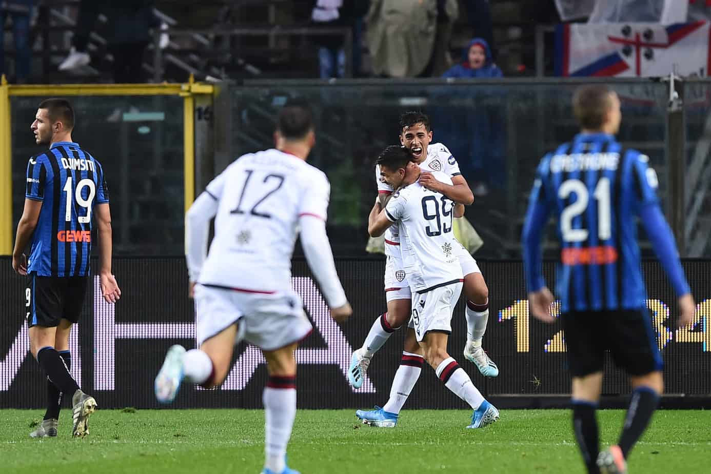 SERIE A – L’Atalanta crolla in casa con il Cagliari, il Verona inguaia Corini