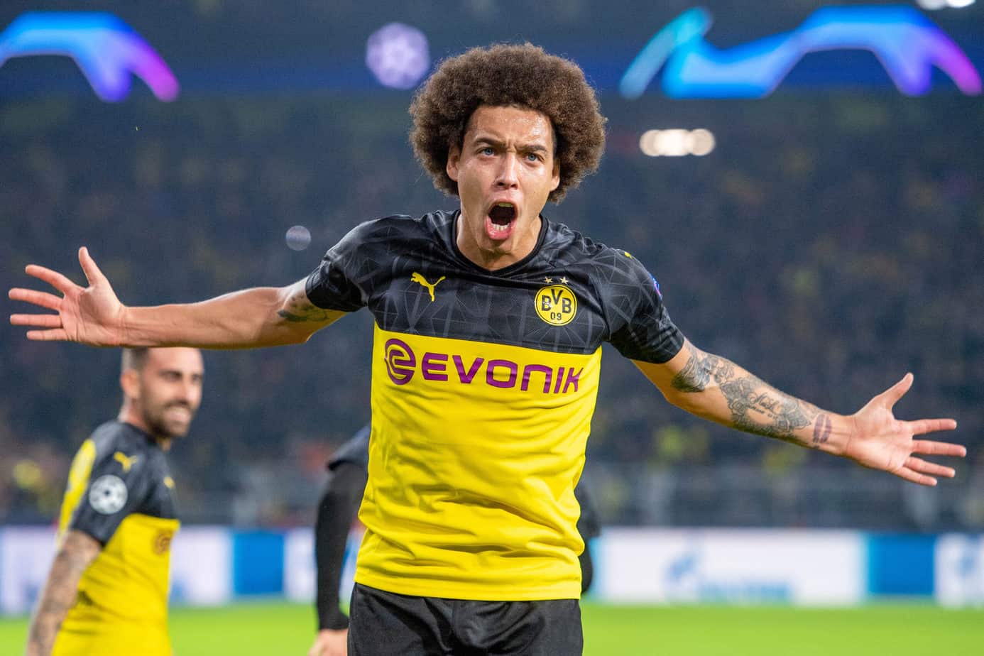 Augsburg-Borussia Dortmund, le probabili formazioni: le scelte di Weinzierl e Rose