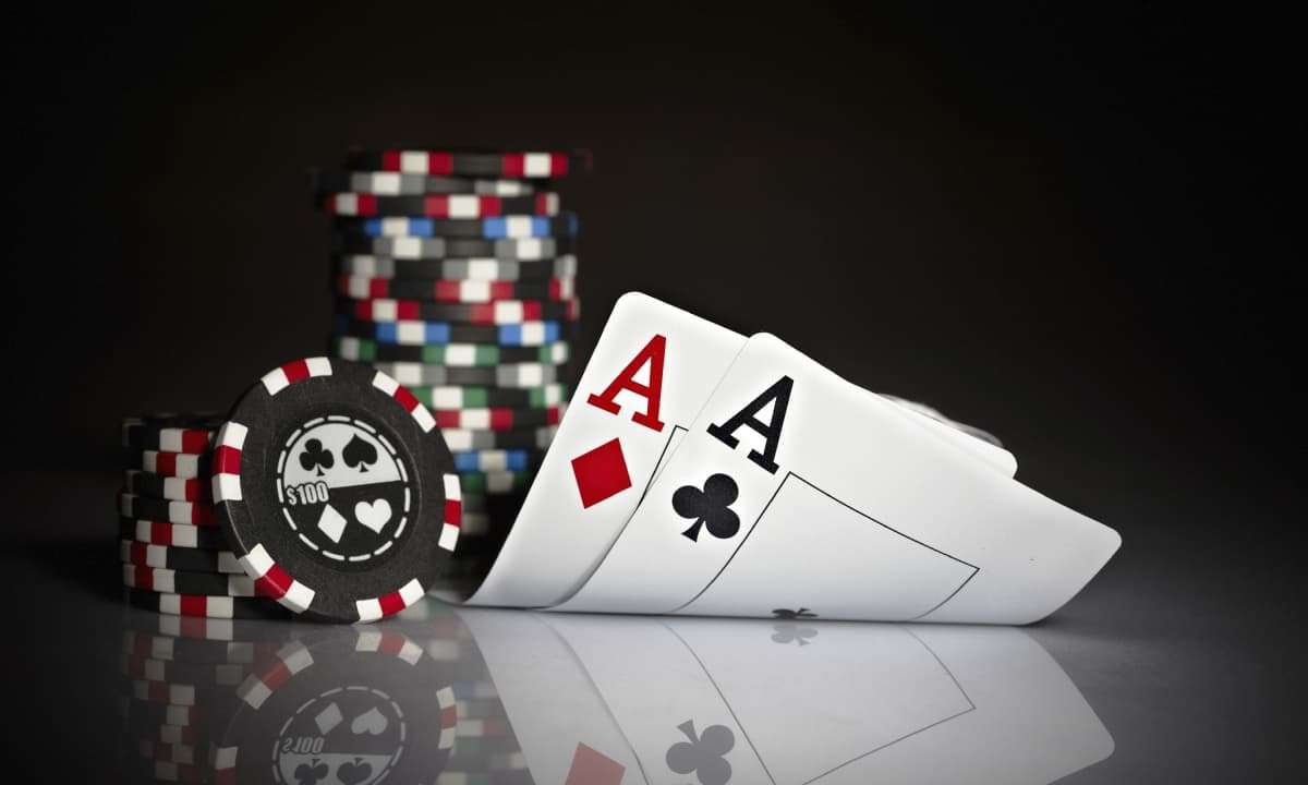 Usare la matematica per vincere al Poker Online: i migliori consigli