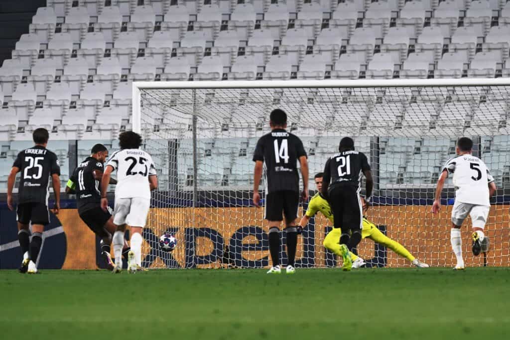 gol Depay, Juventus-Lione 