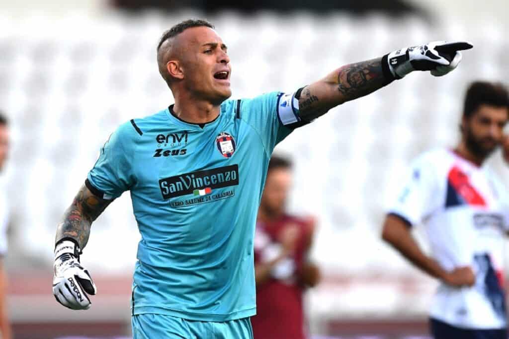 Cordaz, portiere Crotone