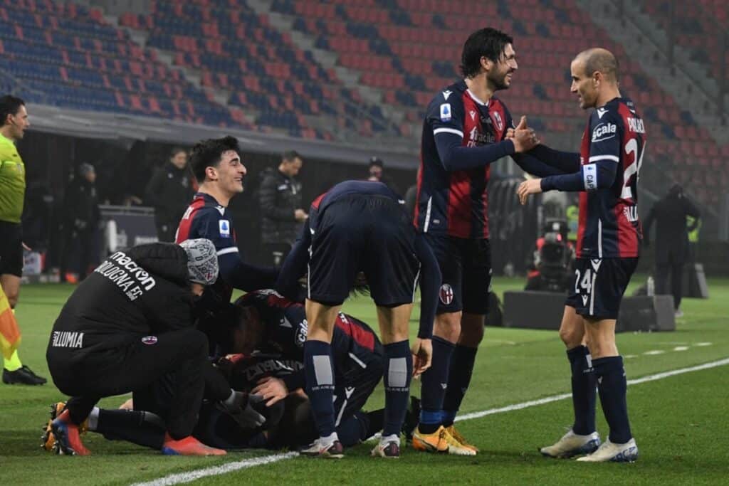 esultanza gol Paz, Bologna