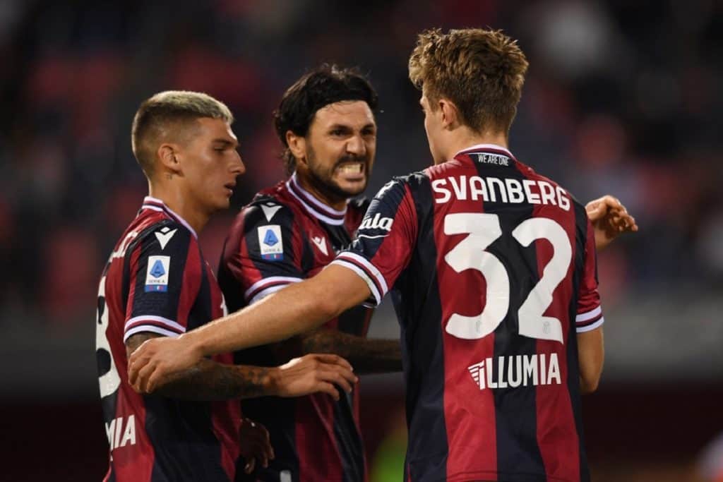 esultanza gol Svanberg, Bologna