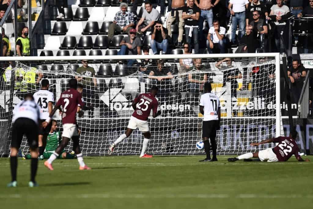 gol Simy, Spezia-Salernitana
