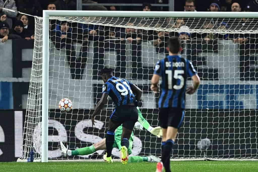 gol Duvan Zapata, Atalanta-Manchester Utd