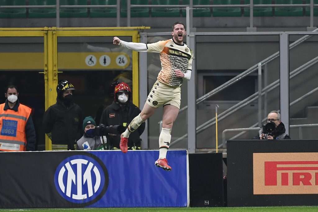 esultanza gol Thomas Henry, Inter-Venezia