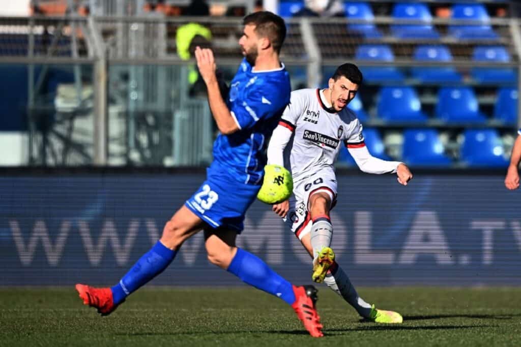 Maric, attaccante Crotone