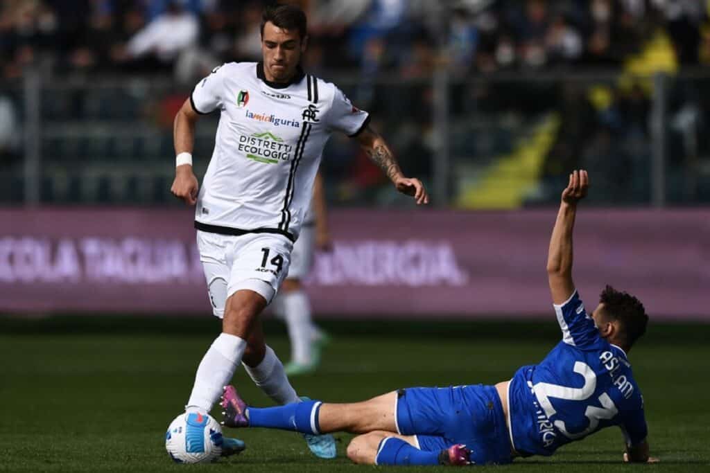 Jakub Kiwior durante Empoli-Spezia