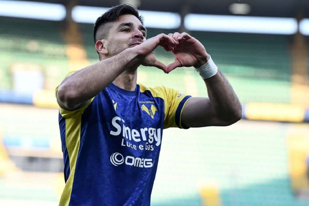esultanza gol Giovanni Simeone, Verona-Genoa