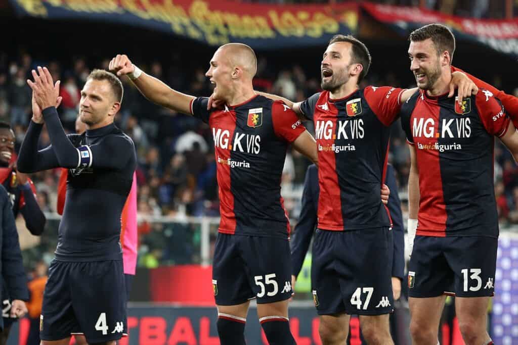 esultanza a fine gara Genoa