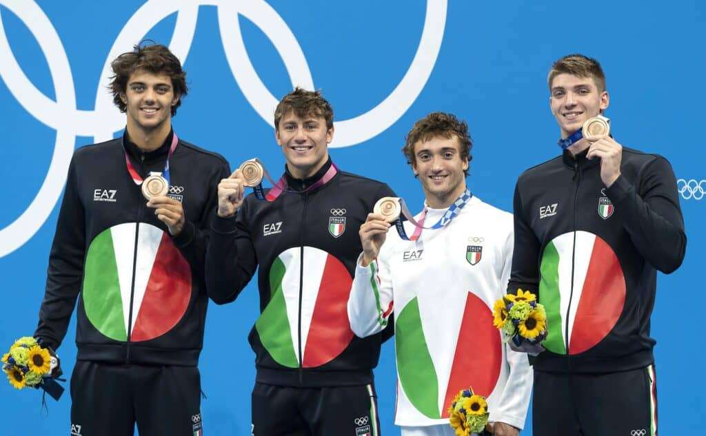 Martinenghi-Ceccon-Burdisso-Miressi, staffetta Nuoto