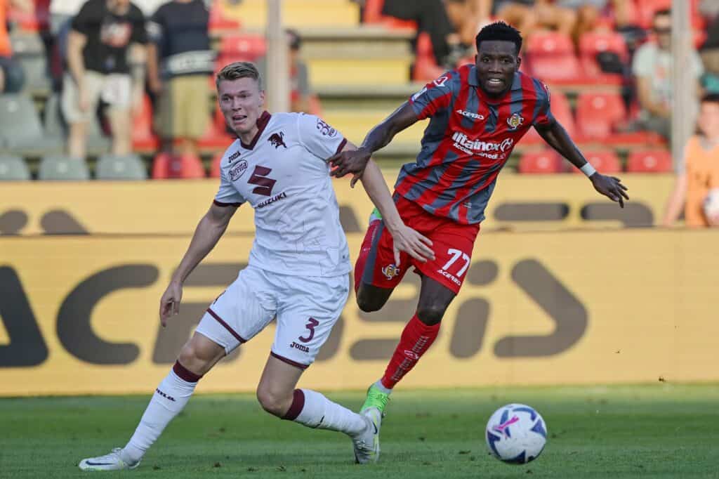 Okereke-Schuurs durante Cremonese-Torino