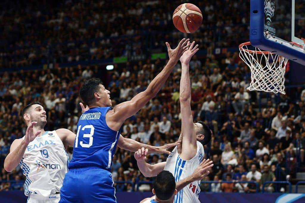 Simone Fontecchio durante Italia-Grecia - Europei Basket