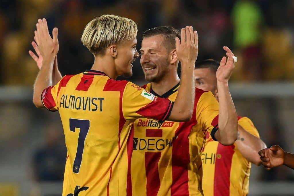 Esultanza gol Almqvist, Lecce