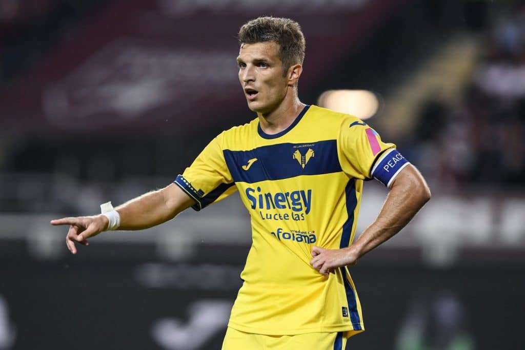 Lazovic, centrocampista Verona