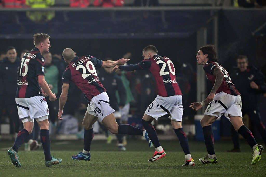Esultanza gol De Silvestri, Bologna-Genoa
